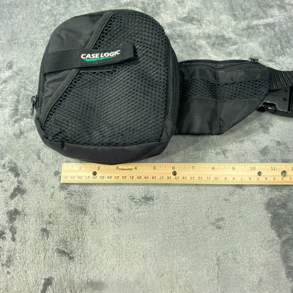 Case‎ Logic Waist Bag Black Fanny Pack Adjustable Strap Travel Utility Pouch